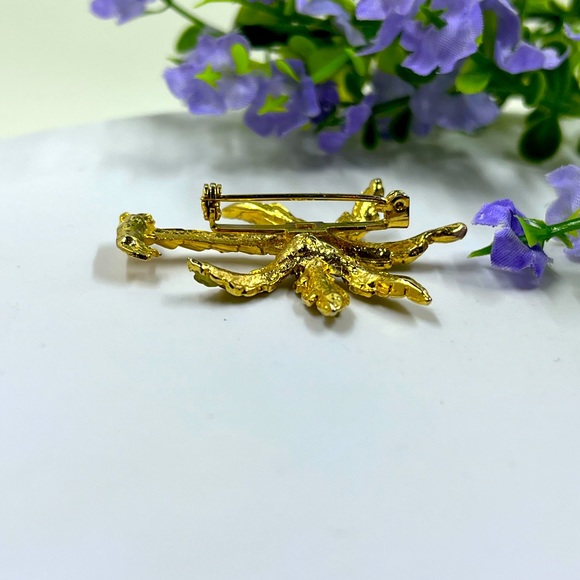 Cute Palm Tree Vintage Brooch with Crystal Accents - Picture 4 of 5